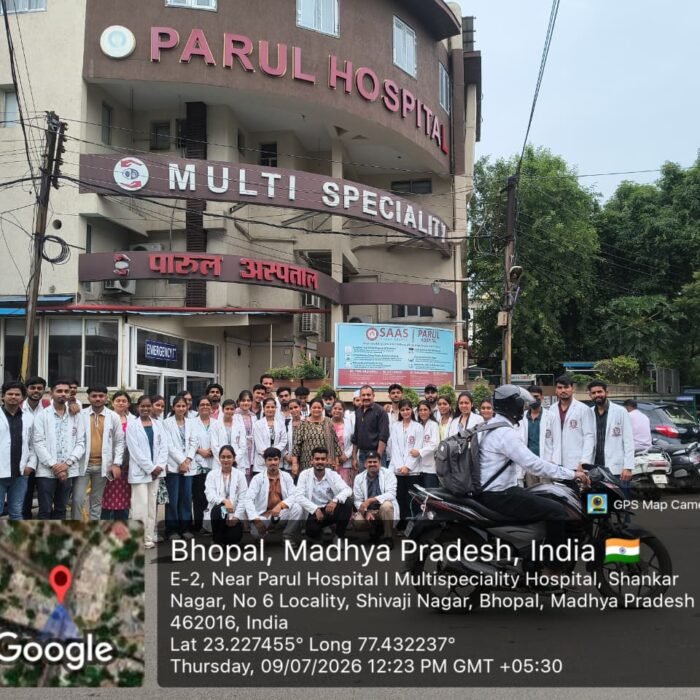 Visit to Burn & ICU Unit, Bhopal by the Department of Forensic Medicine & Toxicology, Students of BHMS-II Prof.